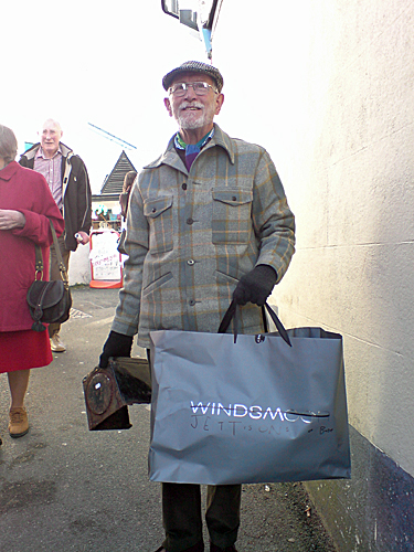 happy shopper
