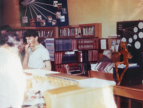 library desk manifestation